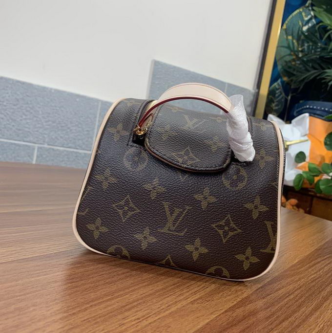 Louis Vuitton Beauty Bag ID:20230215-59